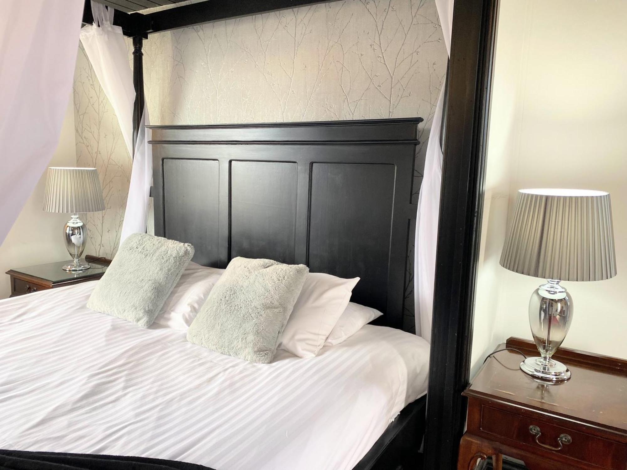 Willa Ochil 9 With Private Hot Tub - Fife - Loch Leven - Lomond Hills - Pet Friendly Kelty Zewnętrze zdjęcie